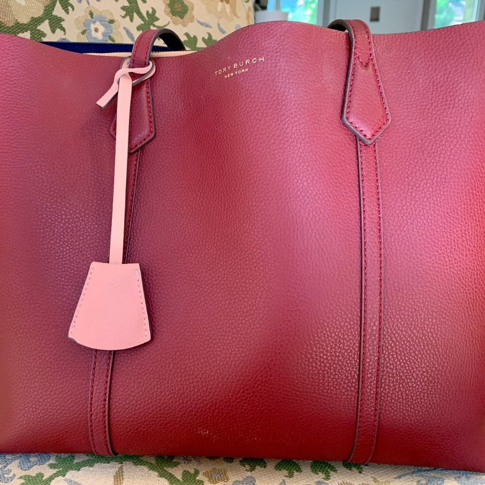 Tory Burch Perry Triple Compartment Shoulder Bag